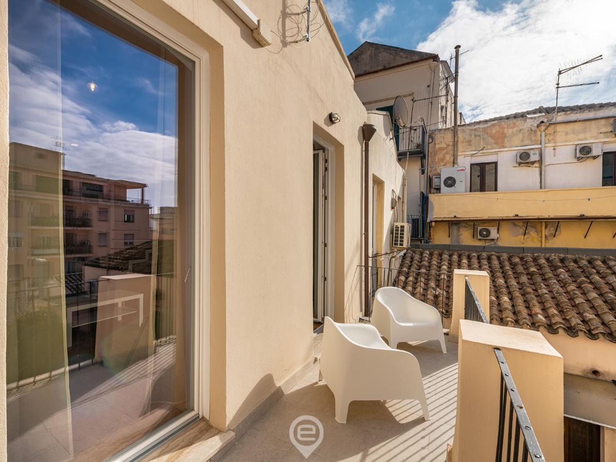 Luisa Apartment Cagliari Esterno foto